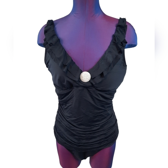 Ralph Lauren Beach Club‎ Ruffle Surplice Underwire One Piece Swimsuit Size 4 - Picture 1 of 10